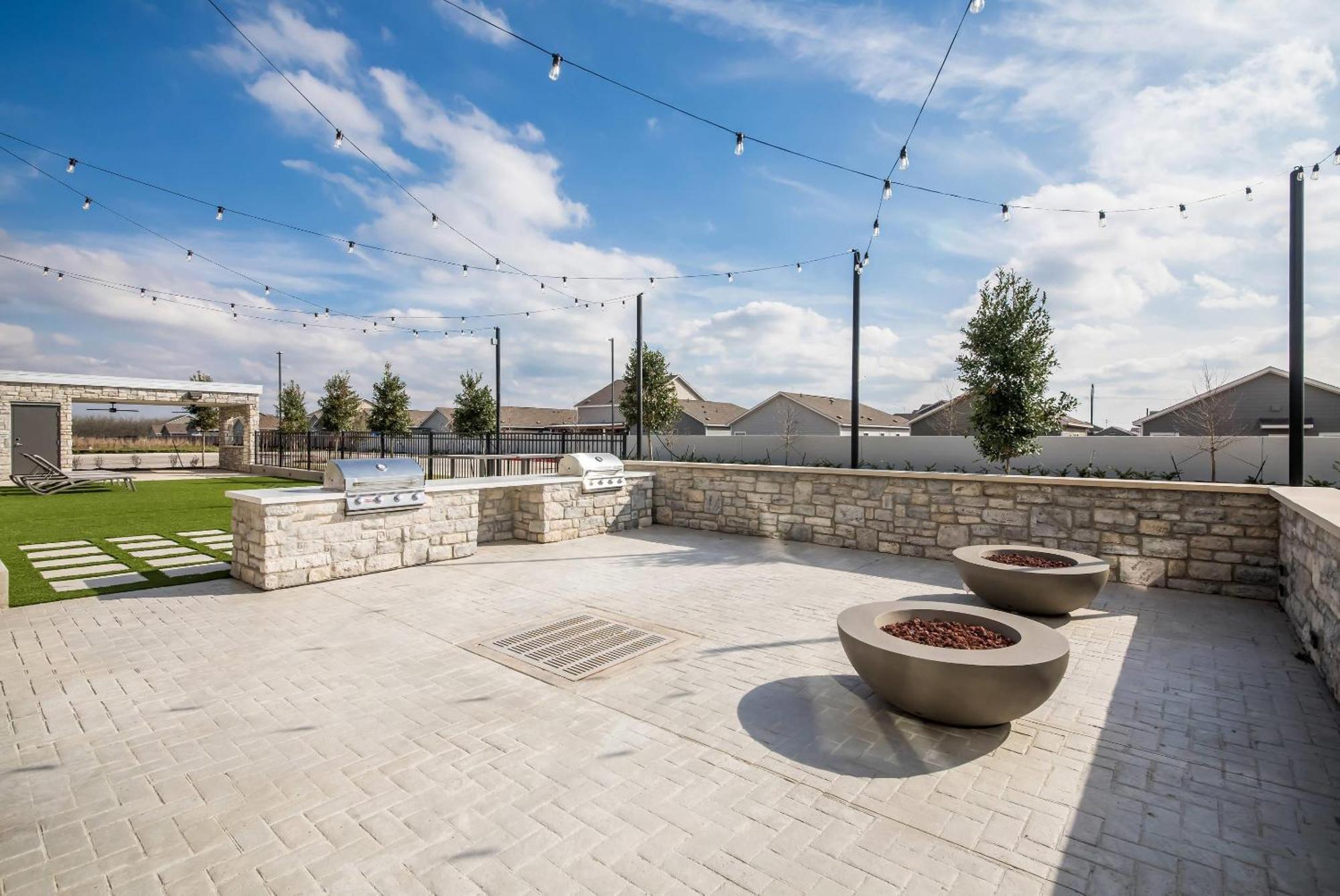 Everhome Suites Bastrop Exterior photo